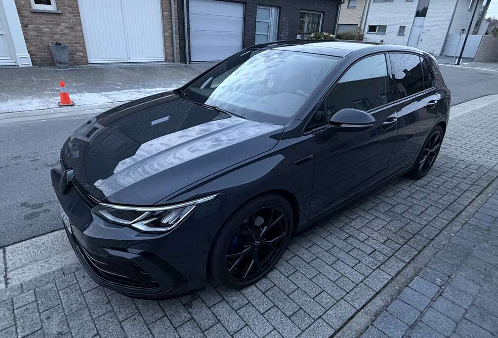 Volkswagen 8 R-Line