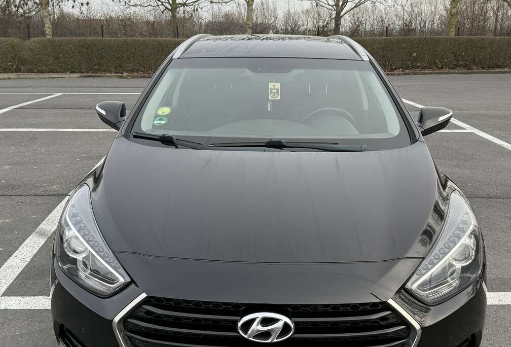 Hyundai SW 1.7 CRDi Executive ISG DCT