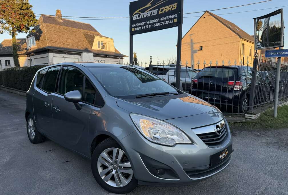 Opel 1.4i //RADAR// AIRCO // JANTES // ATTACHE REMORQUE