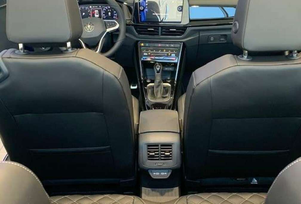 Volkswagen CABRIO R-LINE BLACK STYLE 1.5TSI 150CV DSG7