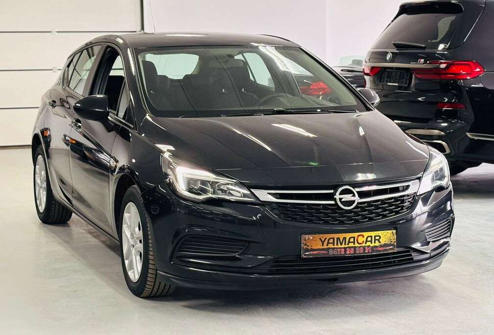 Opel Astra 1.6 CDTi Innovation Start/Stop