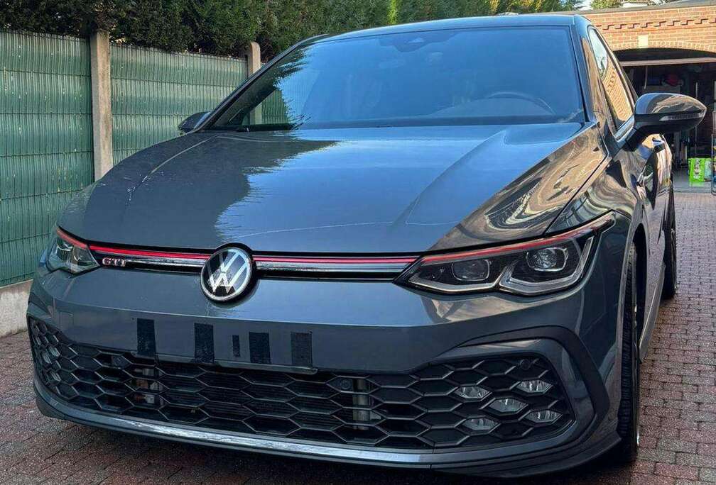 Volkswagen Golf 2.0 TSI DSG - IQ LIGHT - HARMAN KARDON - ADELAIDE VELGEN 19\