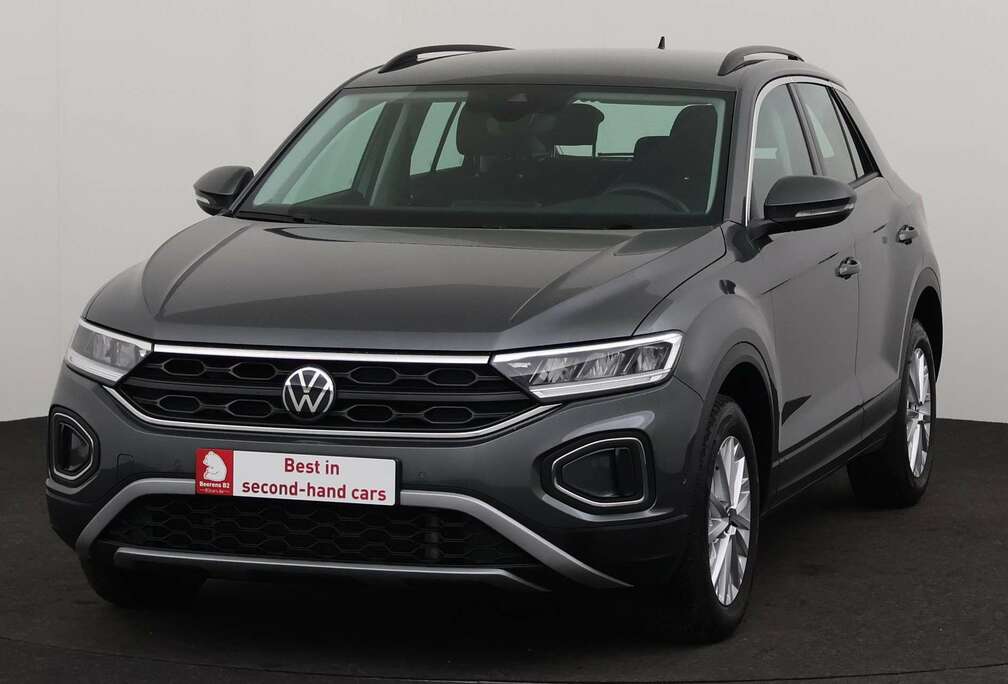 Volkswagen 1.5 TSI LIFE + CARPLAY + PDC + CRUISE(ACC) + ALU