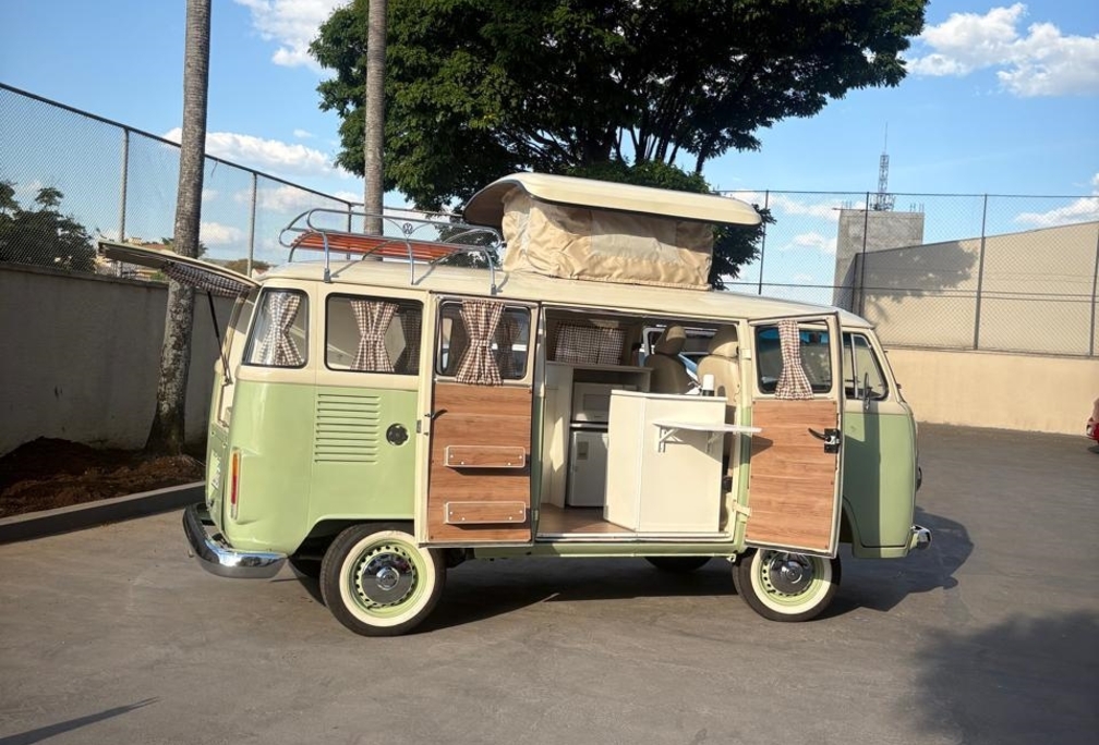 VW T2 baywindow bus camper van 1985