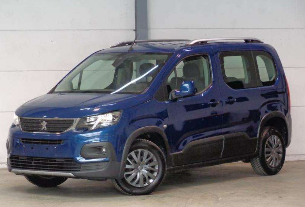 Peugeot 1.5HDi Allure - Clim - Maintien dans la voie