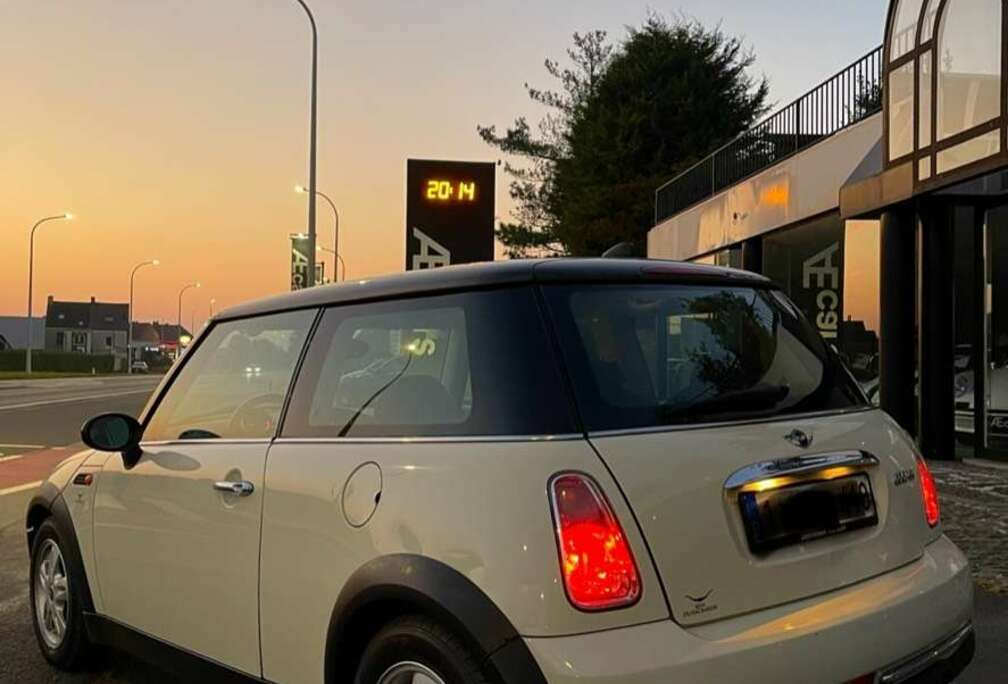 MINI Mini Cooper