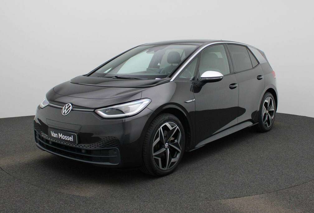 Volkswagen First Plus 58 kWh Camera  PDC V+A  Carplay  Ada