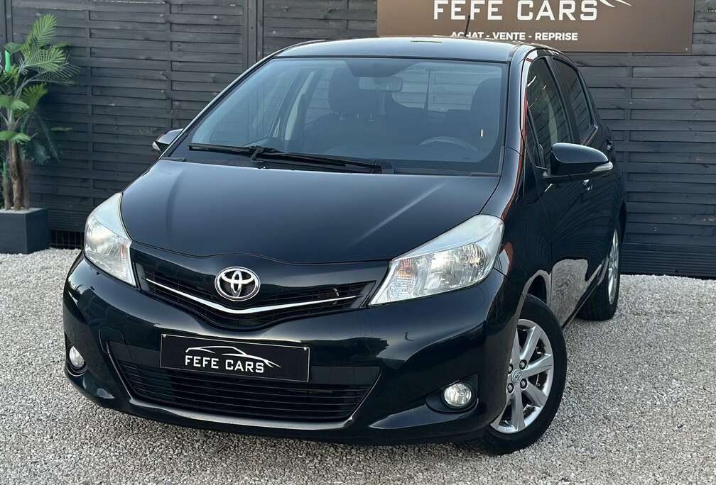 Toyota Yaris 1.0i VVT-i / 1er Propriétaire / Carnet Compl