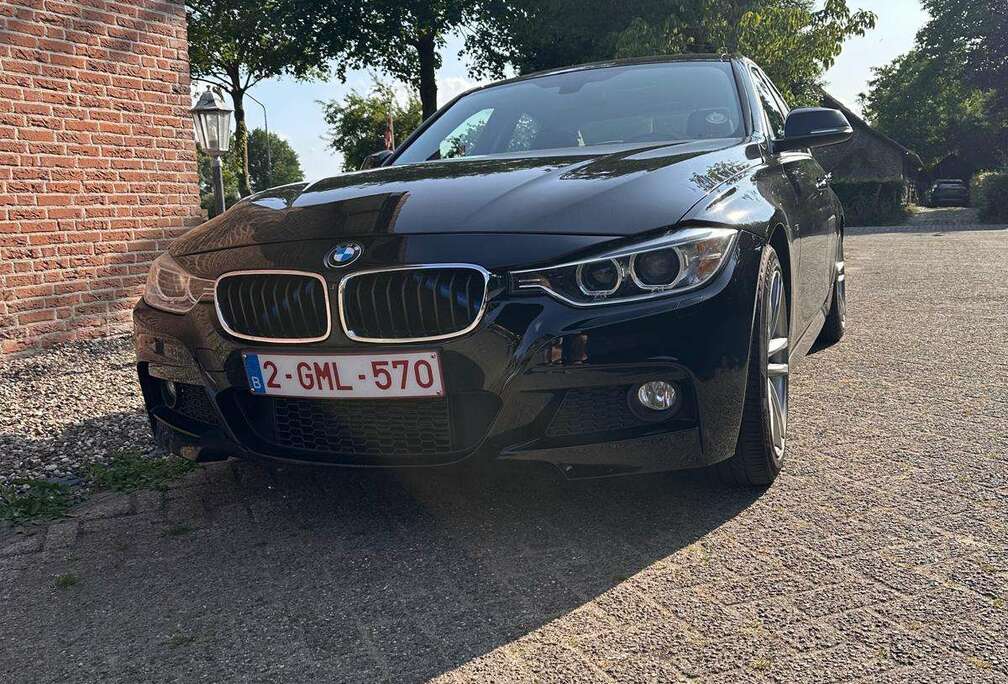 BMW 320iA EfficientDynamics Edition