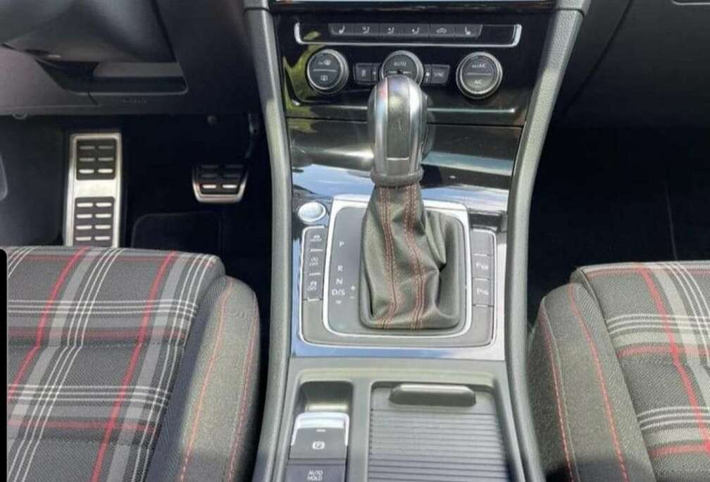 Volkswagen 2.0 TSI Performance DSG