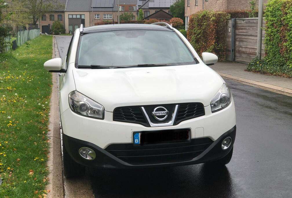 Nissan Qashqai 1.6i 2WD Urban Edition 18\'\' Chrome Pack