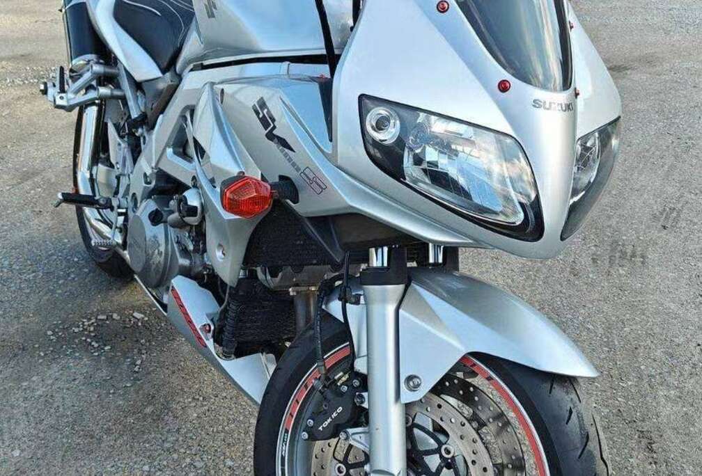 Suzuki S