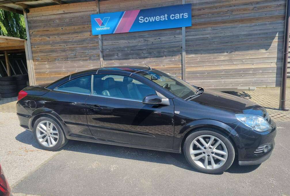 Opel Astra TwinTop 1.9 CDTi 16v Cosmo