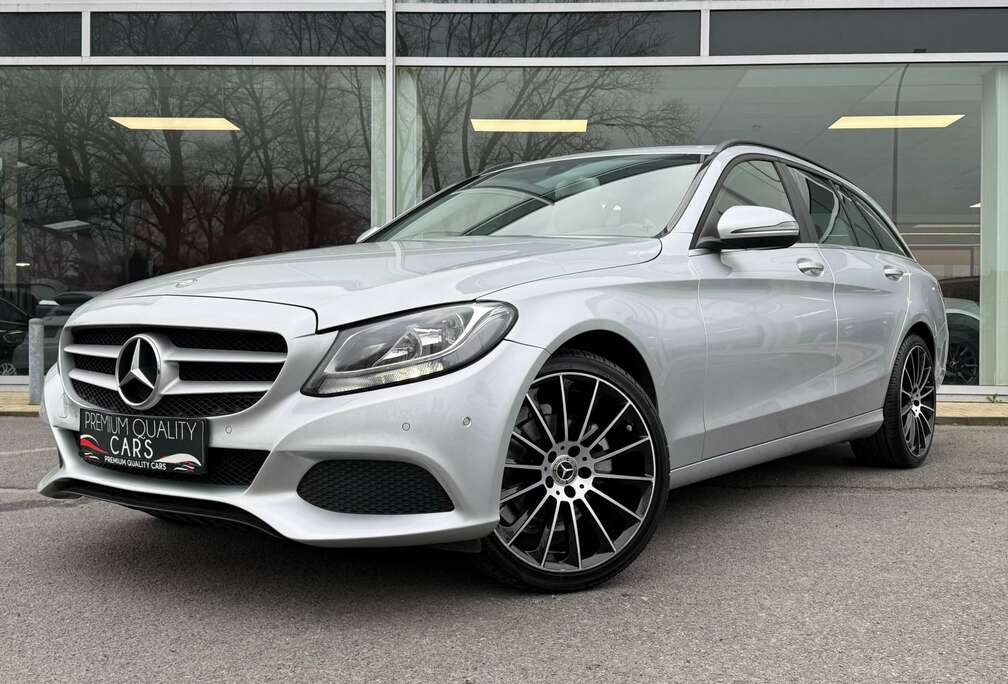 Mercedes-Benz AUTOMAAT / TREKHAAK / PARKEERSENSOREN /AMG VELGEN