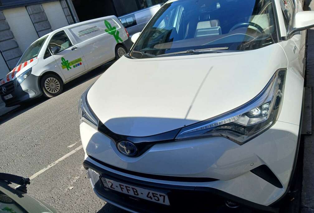 Toyota Pro 116ch Turbo CVT 4WD Distinctive