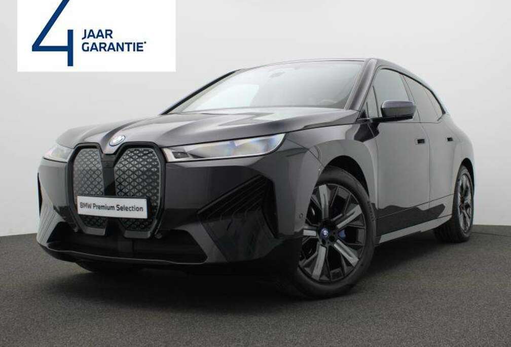 BMW 50 - SKYLOUNGE - SPORT PACK -