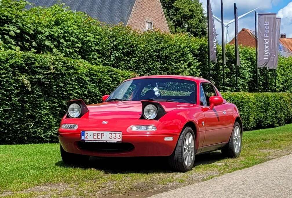 Mazda MX-5 NA 16V Met hardtop en Softtop