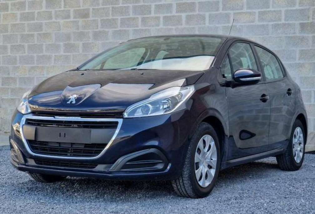 Peugeot peugeot 208 1.2 benzine 2018 lage km & zuinig