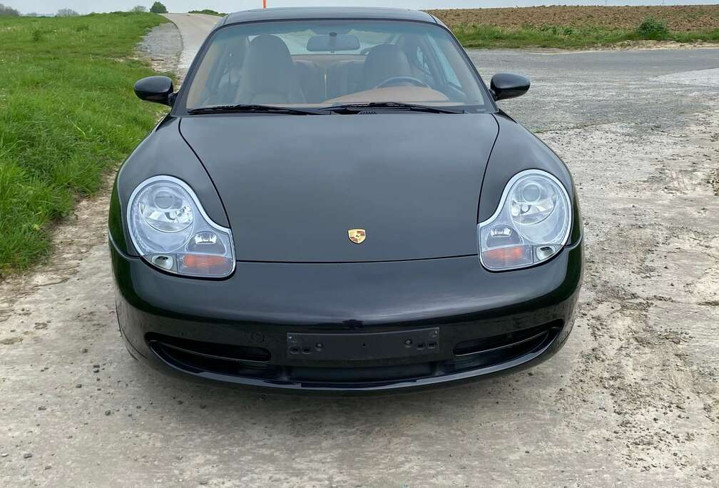 Porsche 996 millenium - 3.4 - vehicule full option