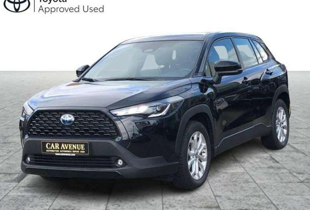 Toyota Dynamic 2,0 Hybrid + Safety Pa