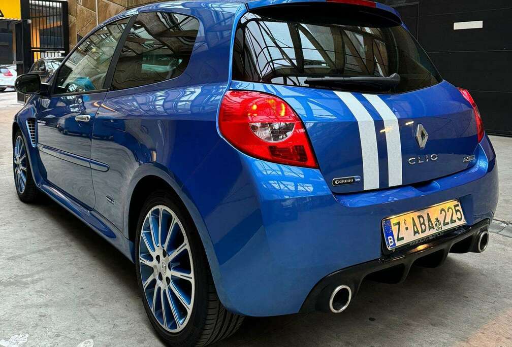 Renault Clio 2.0i Gordini