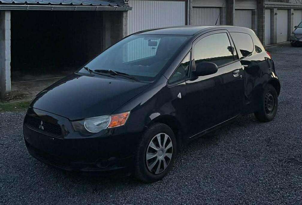 Mitsubishi Colt 1.1i Insound