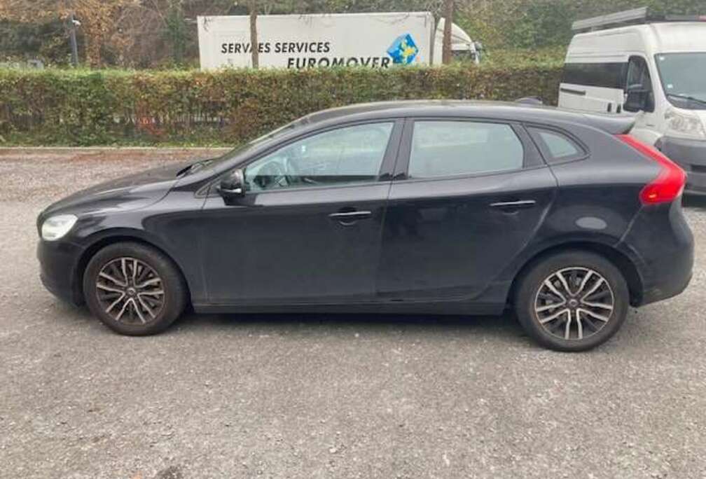 Volvo Momentum D3 2.0D 150PK