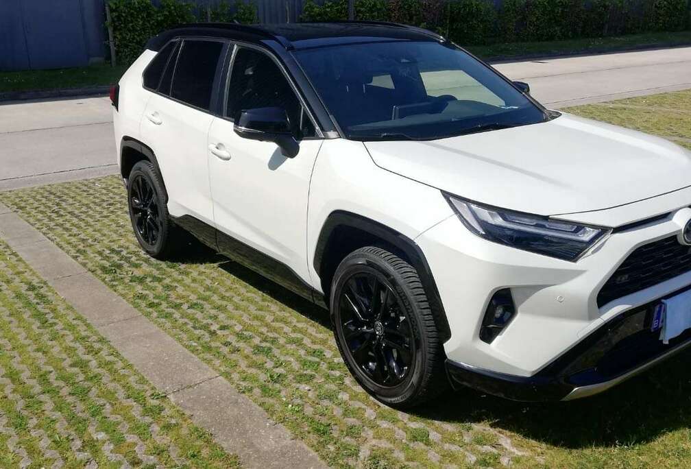 Toyota HYBRID Facelift *Style Plus* GPS  360Camera +Ha