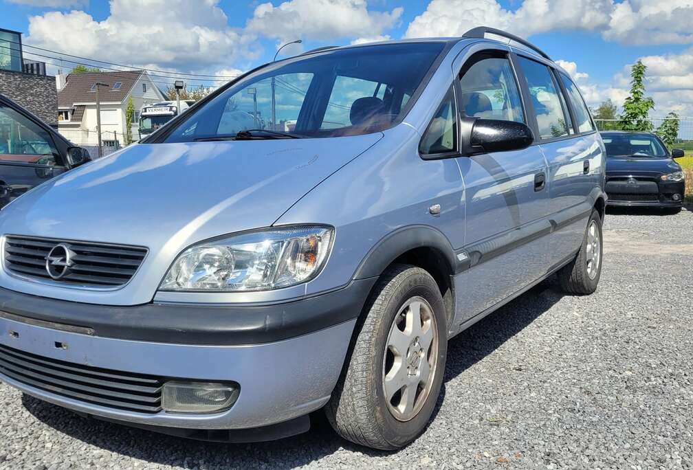 Opel 1.8i  7 zitpl AIRCO euro 4 2001  EERST LEZEN