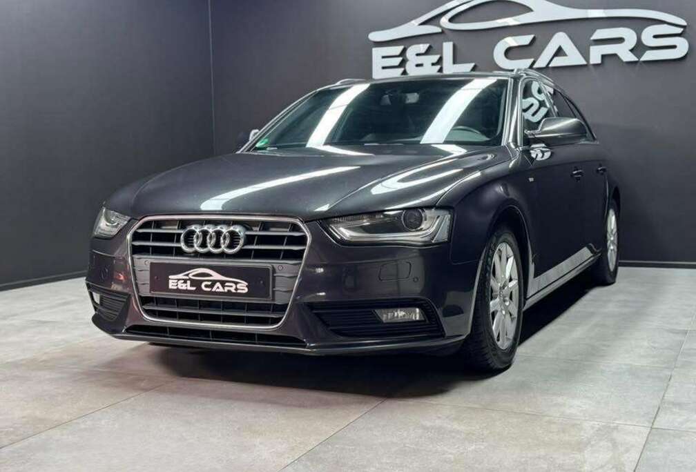 Audi A4 Avant 2.0 TDi S line **12 mois de garantie**