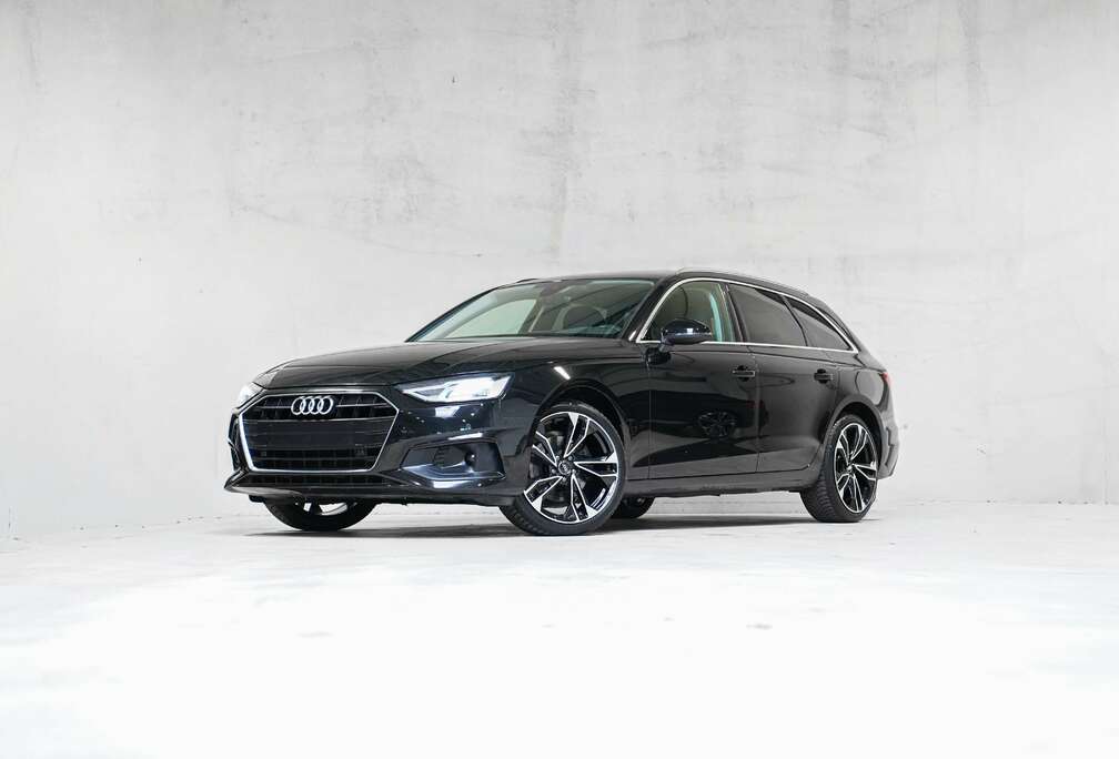 Audi  AUTO  19\' S-LINE  FULL BLACK  S-TRONIC  TVA