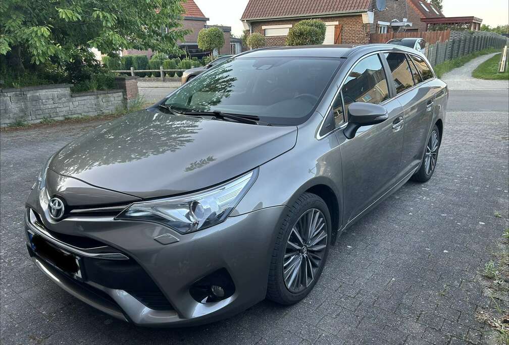 Toyota Touring Sports 1.8 Edition S+