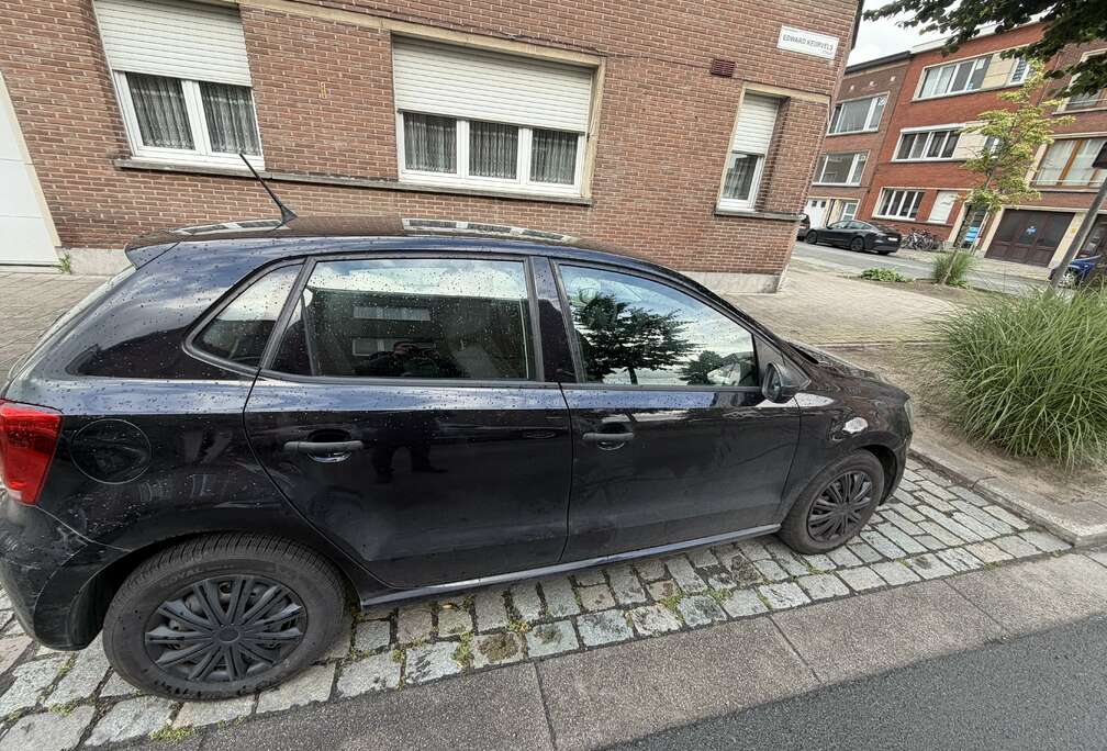 Volkswagen 1.2 Black/Silver Edition