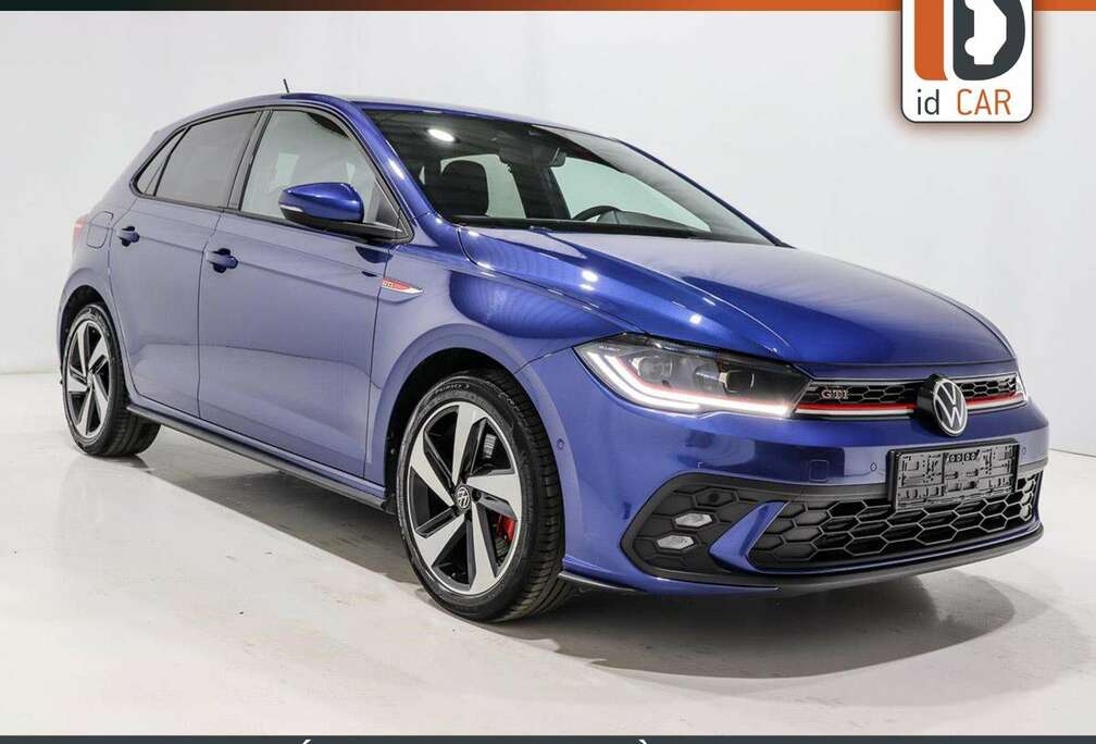 Volkswagen 2.0 DSG LED ACC CARPLAY RADAR JA17