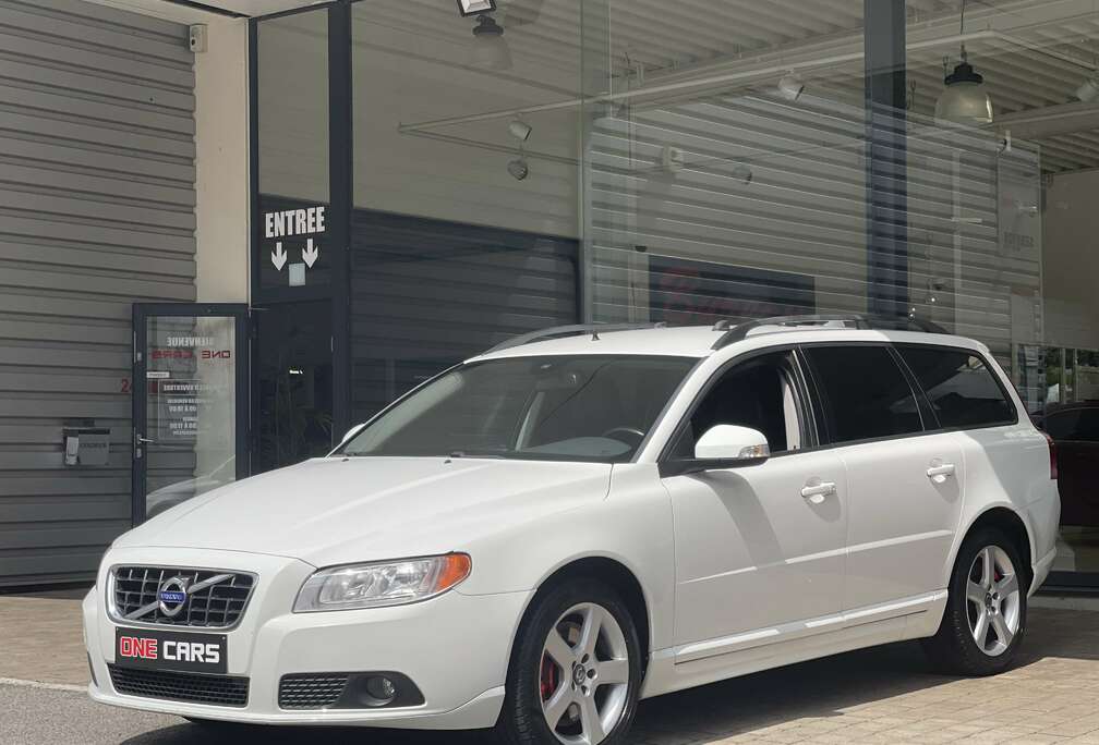 Volvo 2.4 D5 205cv GPS-CUIR-AIRCO-PDC-PRIX EXPORT