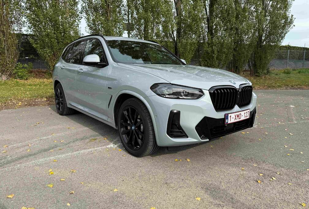 BMW xDrive30e M-PACK *FACELIFT*Pano*Cam*Cuir*FULL OPTS