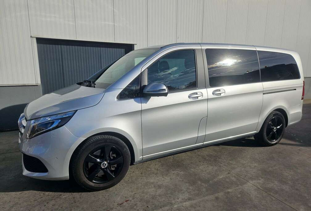 Mercedes-Benz V 300 d L 2 Lichte Vracht, trekhaak met verzwaarde trekkracht 2500Kg, niet rokers, vele optie\'s.