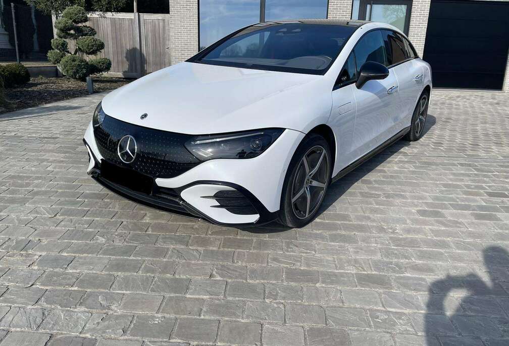 Mercedes-Benz EQE 96 kWh 500 4-Matic AMG Line, PANO AIRMATIC BURMEISTER HYPERSCREEN DIGITAL LIGHT