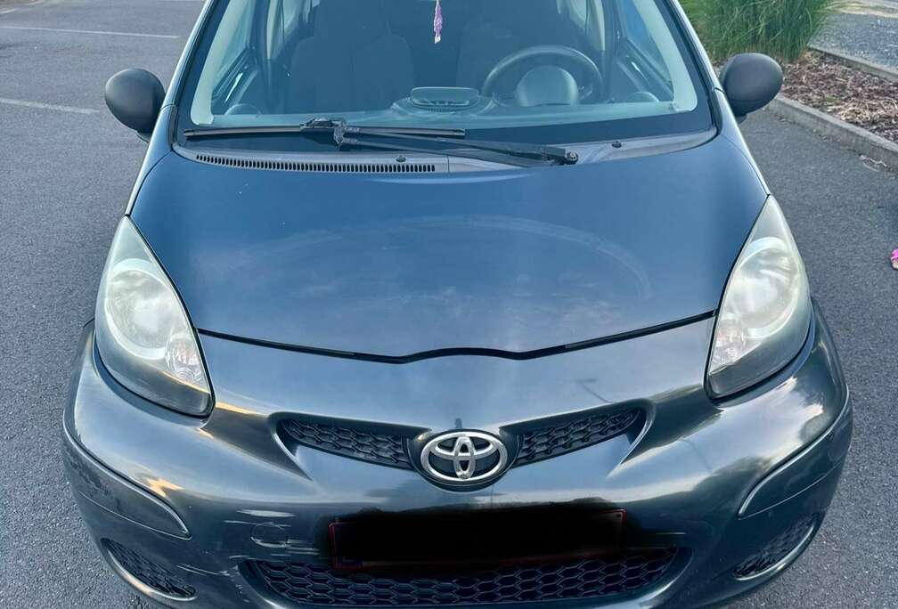 Toyota 1.0i VVT-i