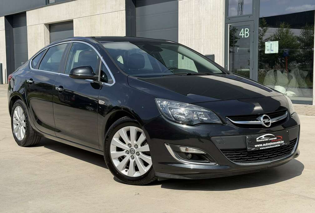 Opel 1.7 CDTi Euro 5 / AIRCO/ NAVI / CRUISE/ TREKHAAK