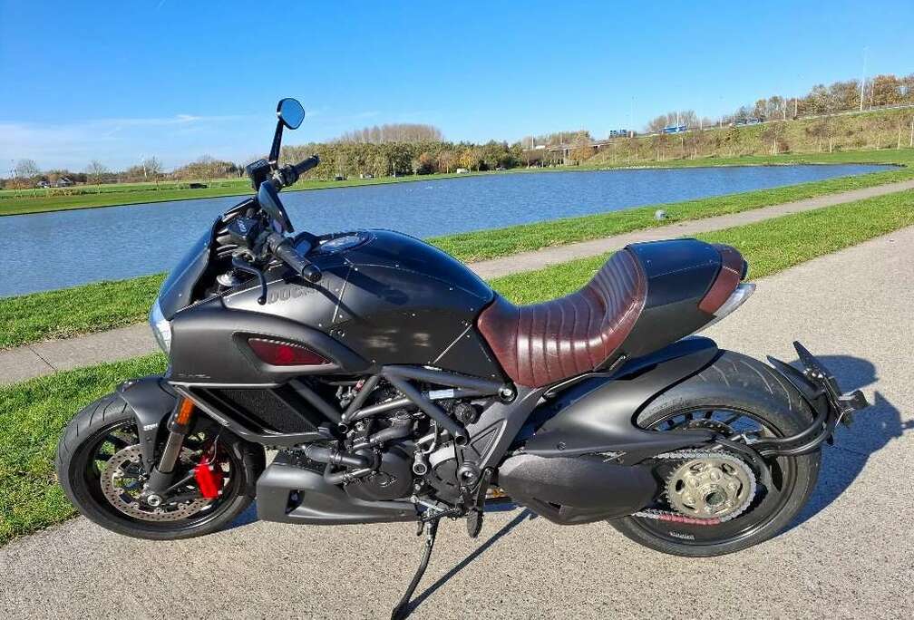 Ducati Diavel Diesel Limited Edition #068 / #666