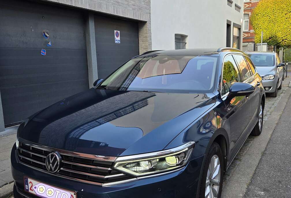 Volkswagen SW 2.0 TDi SCR Style Business DSG (EU6AP)