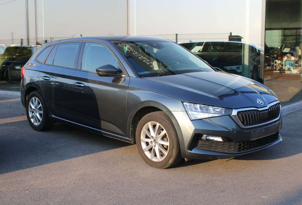 Skoda 1.0 TSI Ambition-AC-NAVI-SMARTLINK-CR CONTR-PDC