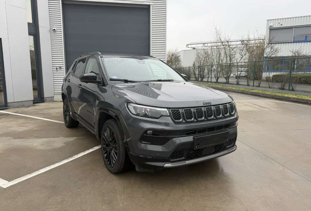 Jeep Compass PHEV 1.3 Turbo eAWD Upland (EU6.4)