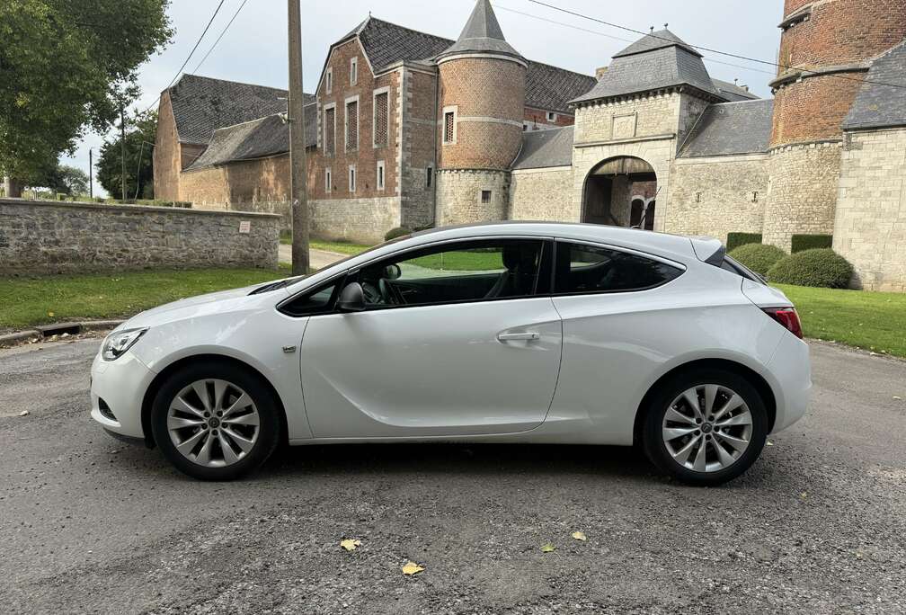 Opel GTC 1.4 Turbo Sport / boîte auto/ 0498156435