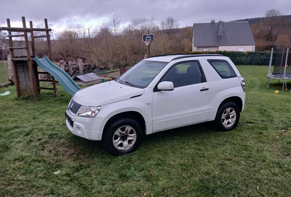 Suzuki Grand Vitara 1.6i JX