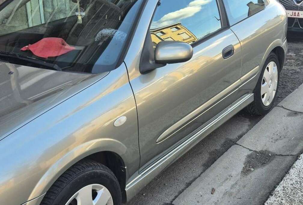 Nissan 1.5i 16v @_vantage