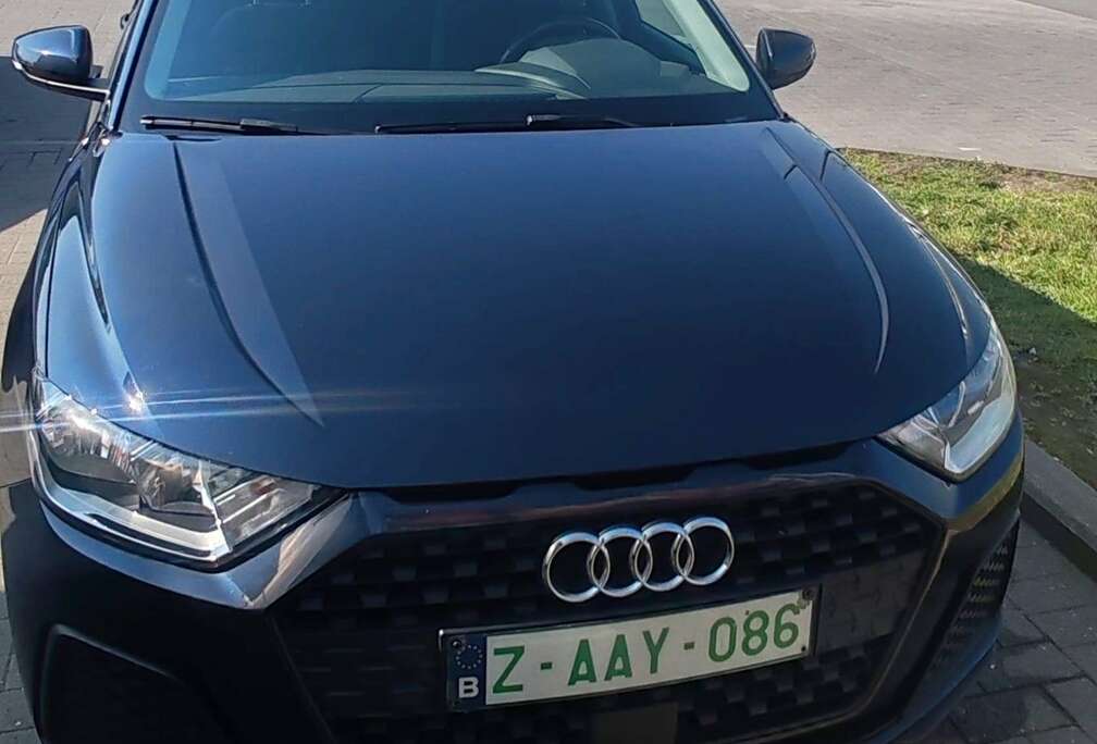 Audi 30 TFSI Sportback S tronic