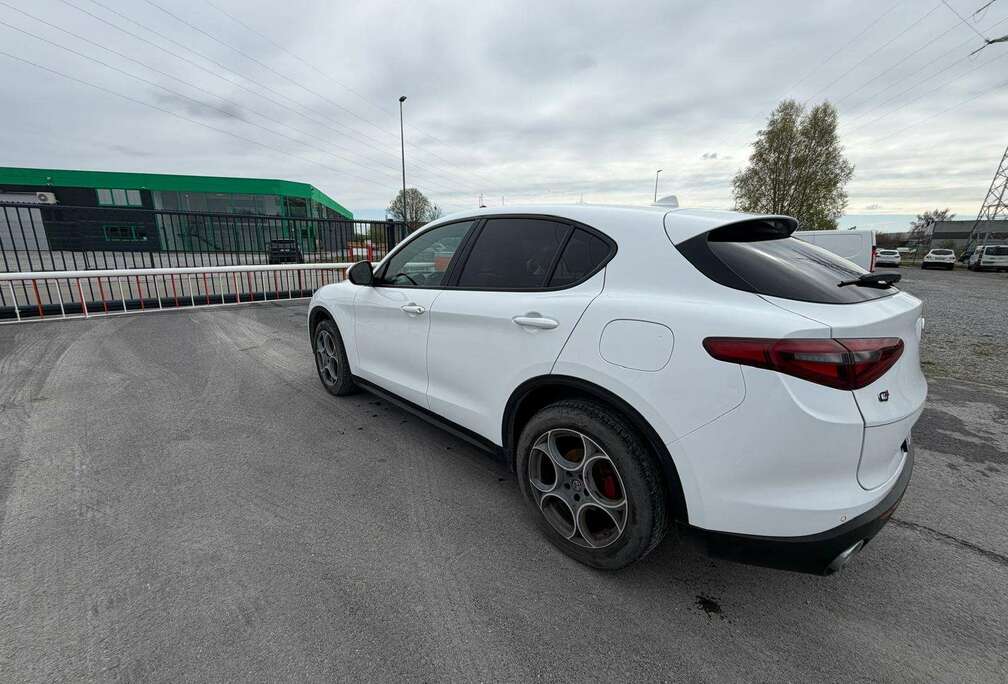 Alfa Romeo Stelvio 2.2 JTD AWD Super (EU6d-TEMP)