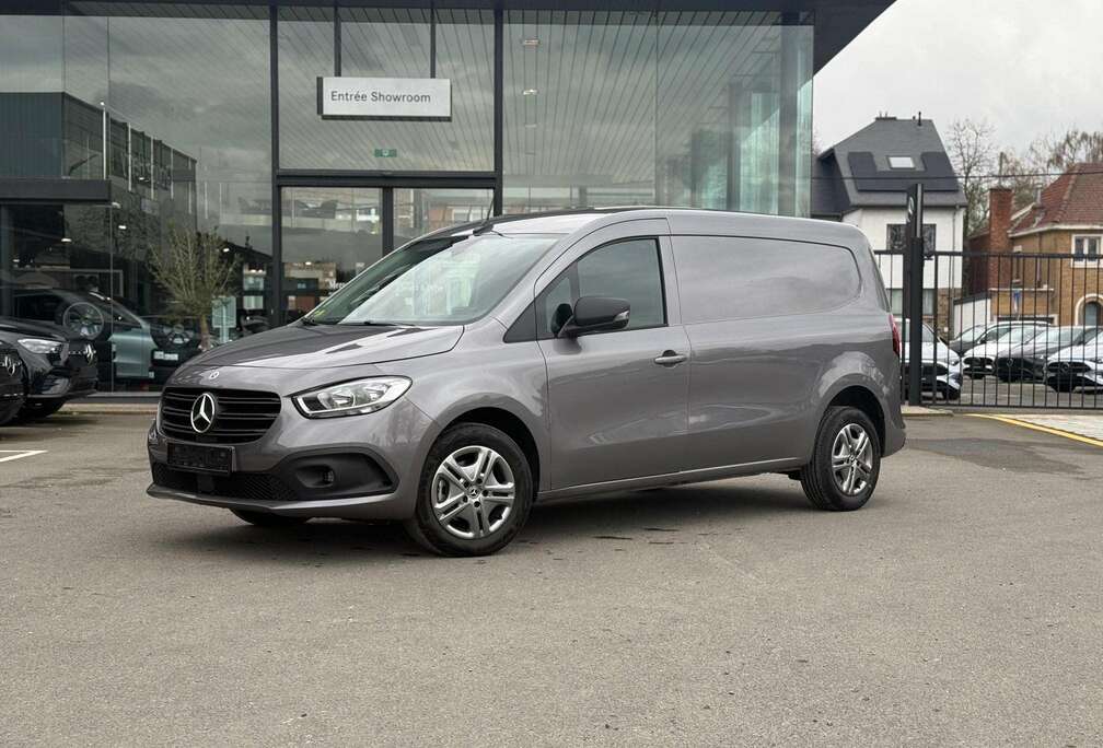 Mercedes-Benz 112 CDI Tourer Base auto